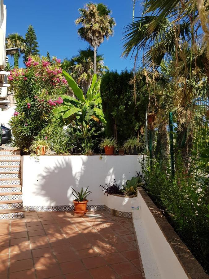 Deluxe Studio Athos 50 Mp Garden Patio Benalmadena Golf & Beach Exterior photo
