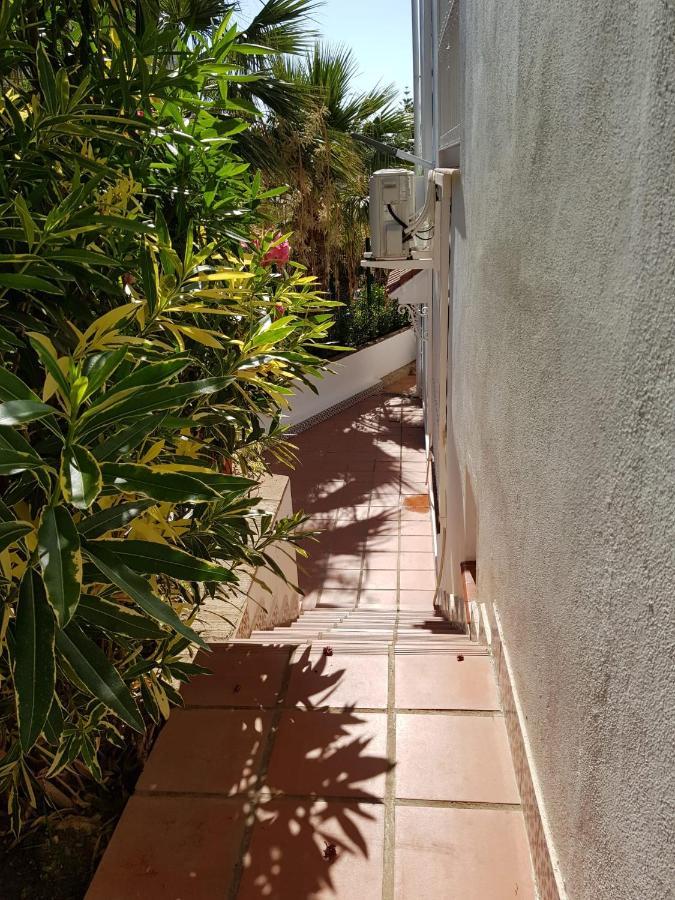 Deluxe Studio Athos 50 Mp Garden Patio Benalmadena Golf & Beach Exterior photo