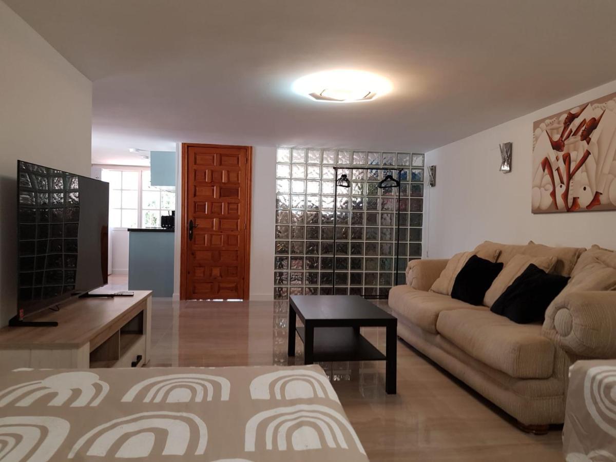 Deluxe Studio Athos 50 Mp Garden Patio Benalmadena Golf & Beach Exterior photo